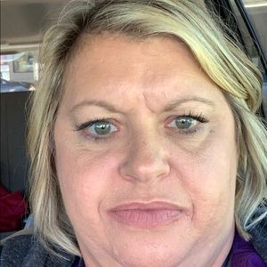 Meet your Posher, Kendra